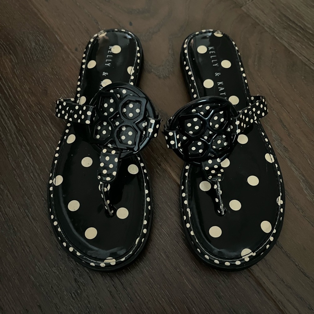 Kelly & Katie black & white polka dot flats sandals flip flop women's size 6